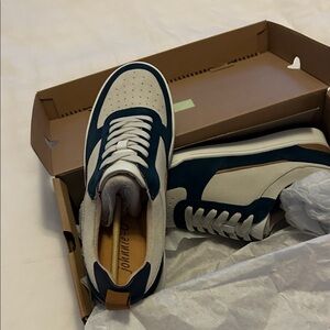 Men's Sneakers in Navy and White
